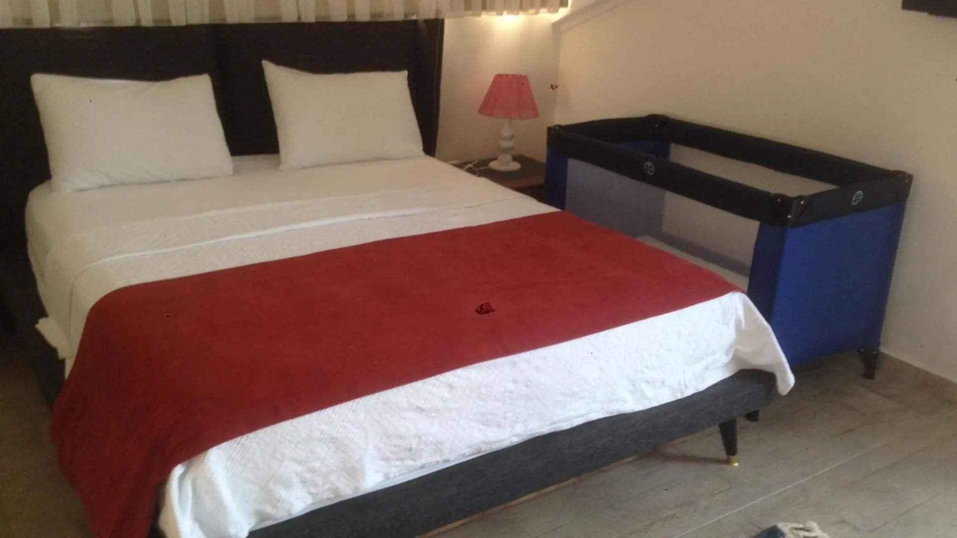 Fethiye 3 Bedroom Villa - 9003
